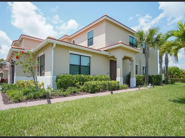 10057 Brickhill Dr, Boca Raton, FL 33428