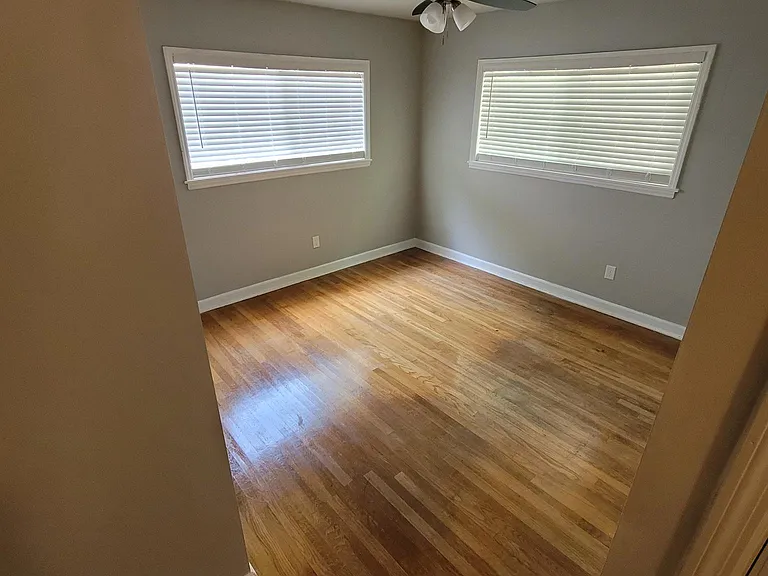 825 S Graham St — Photo 7