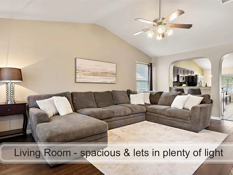 1609 Willow Vis — Photo 4