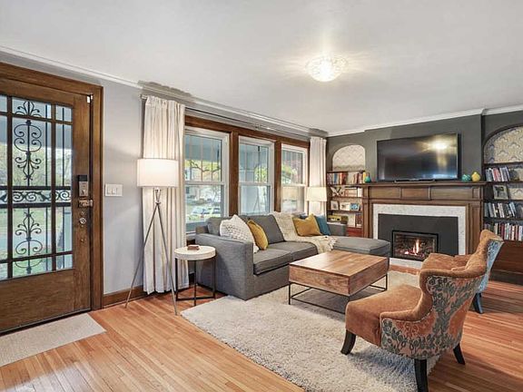 4th image of 840 Euclaire Ave