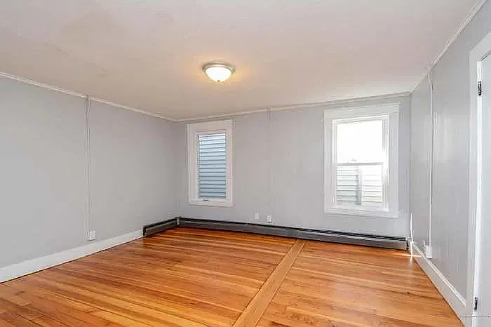 200 Elm St — Photo 3