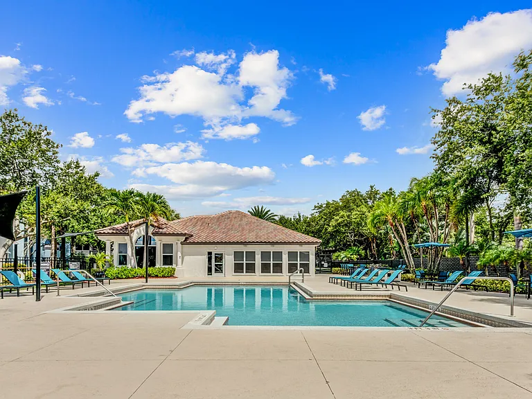 IMT Boynton Beach — Photo 10