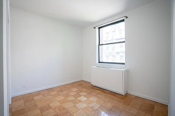 Rented by Oxford Property Group | media 16