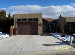 606 Diez Y Ocho Ct SE, Rio Rancho, NM 87124