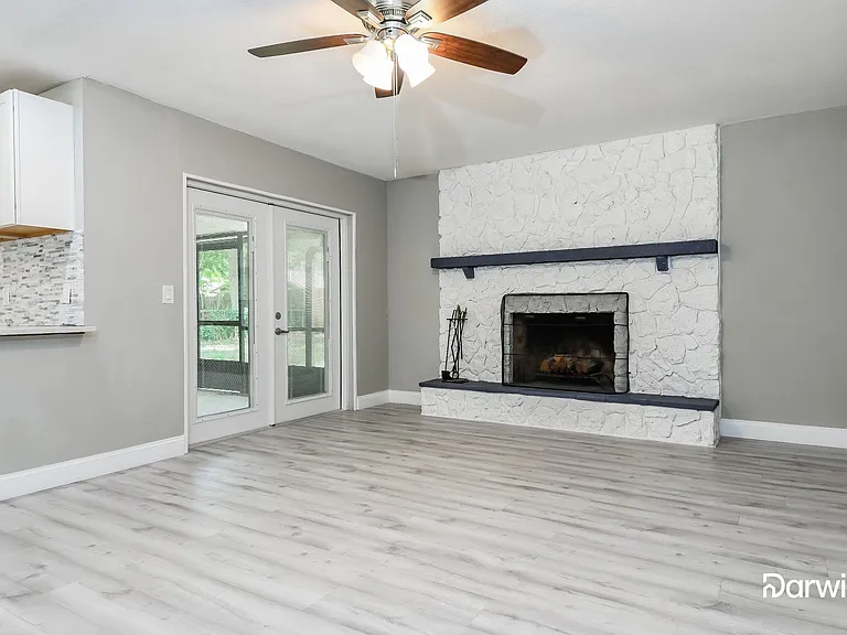 7045 Hammock Way — Photo 7