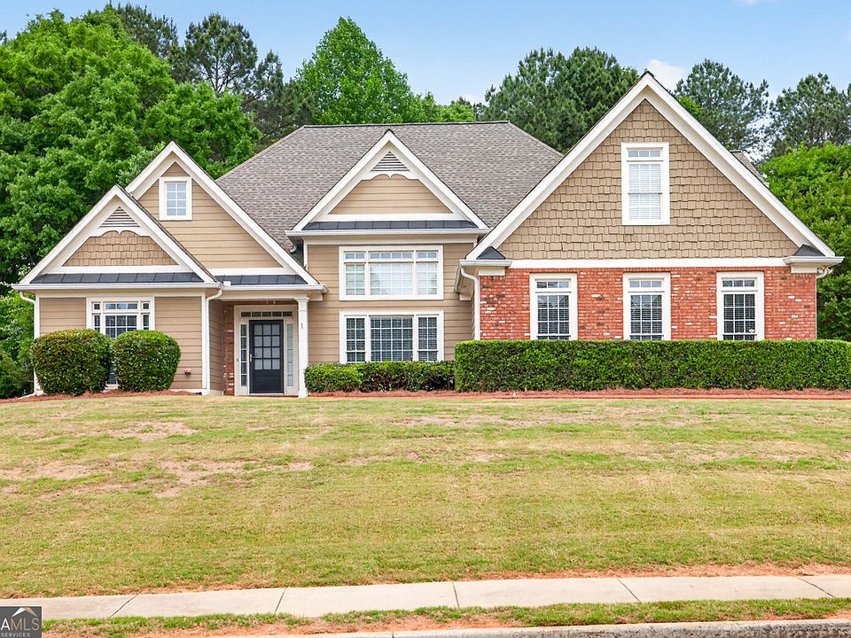 1st image of 564 Richmond Pl