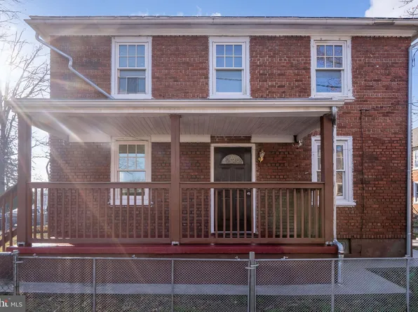 1131 N Octagon Rd, Camden, NJ 08104