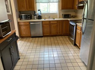 42472 Woodward Ave APT C2, Bloomfield Hills, MI 48304