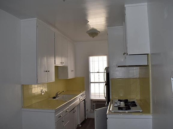 5th image of 435 Orange Ave APT 2