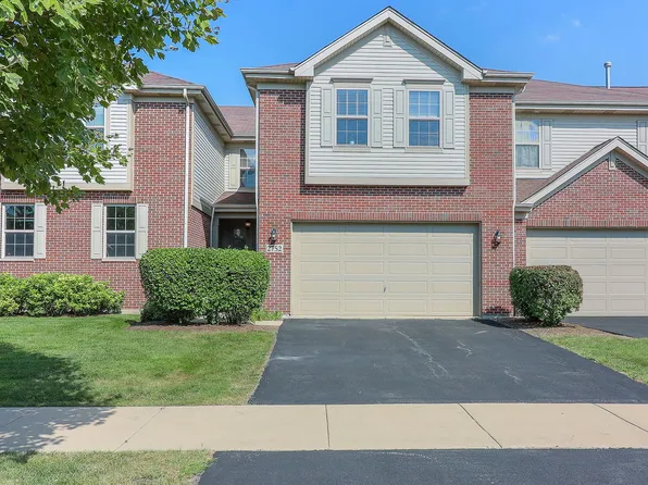 2752 Blakely Ln Unit 2752, Naperville, IL 60540