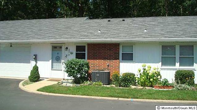 1st image of 251 Jefferson Court #C