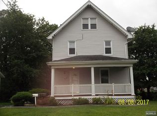 241 Hamilton Pl, Hackensack, NJ 07601