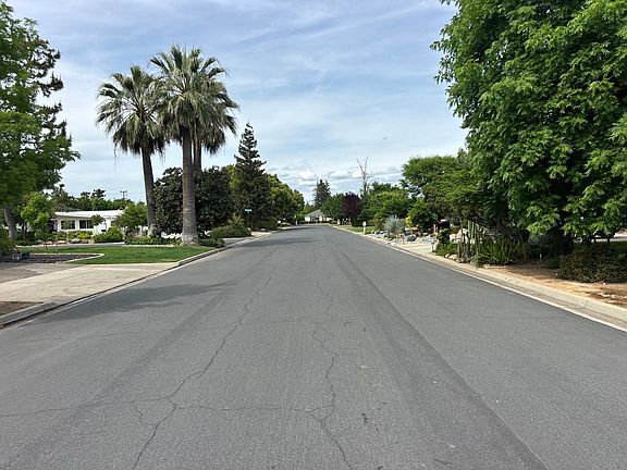 4th image of 5509 N Roosevelt Ave
