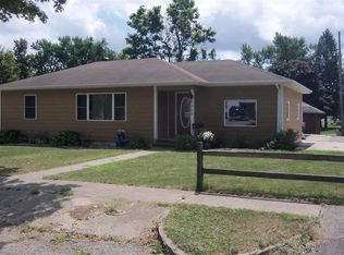 309 W Crawford St, Luverne, MN 56156