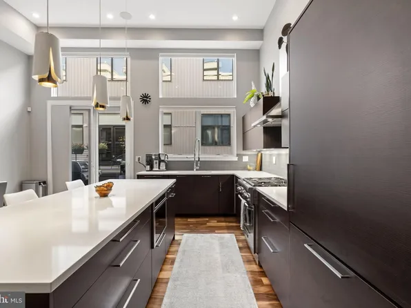 819 N Orkney St, Philadelphia, PA 19123