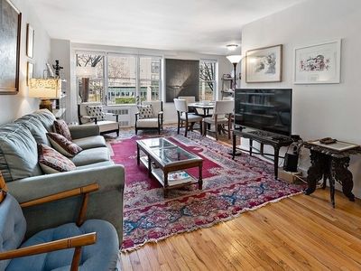 2736 Independence Ave APT 2F, Bronx, NY, 10463