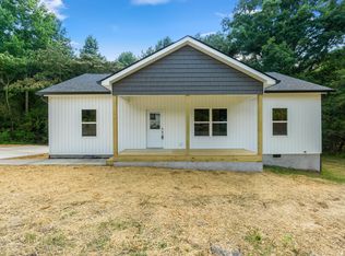1105 N Chattanooga St, La Fayette, GA 30728