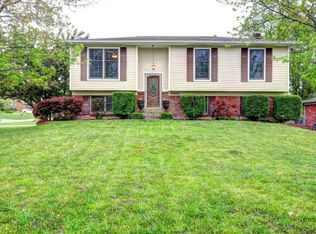 10009 Seatonville Rd, Louisville, KY 40291