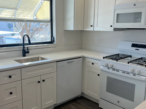 151 N Carol Blvd, Upper Darby, PA 19082