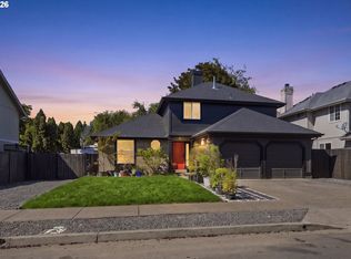2076 Assumption St, Eugene, OR 97402