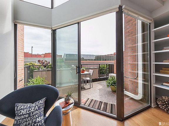 4th image of 101 Lombard St APT 108E