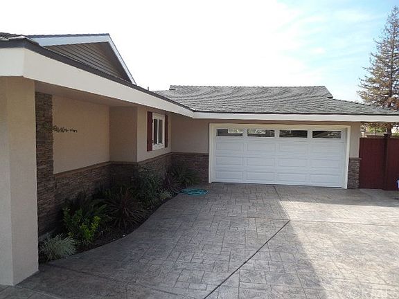 4th image of 411 Fern Dell Pl
