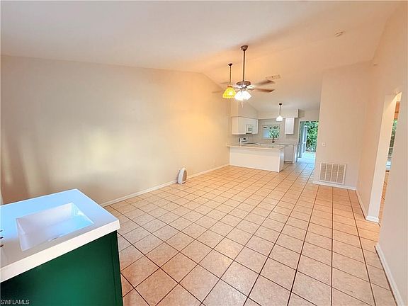2nd image of 8204 Matanzas Rd