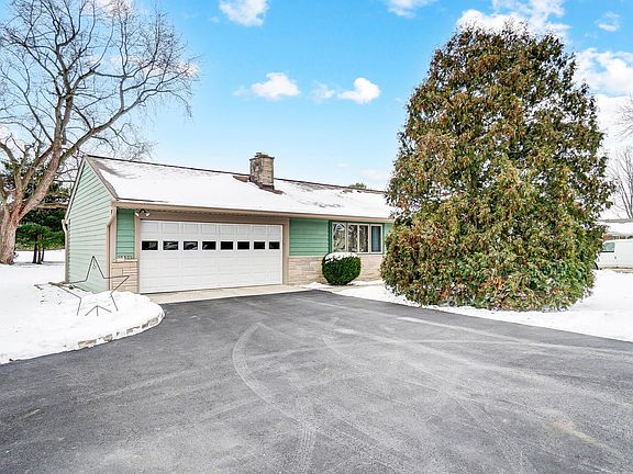 2nd image of 6667 Scioto Darby Rd #D