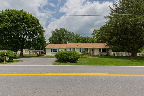 3093 Old Leetown Pike Photo 1
