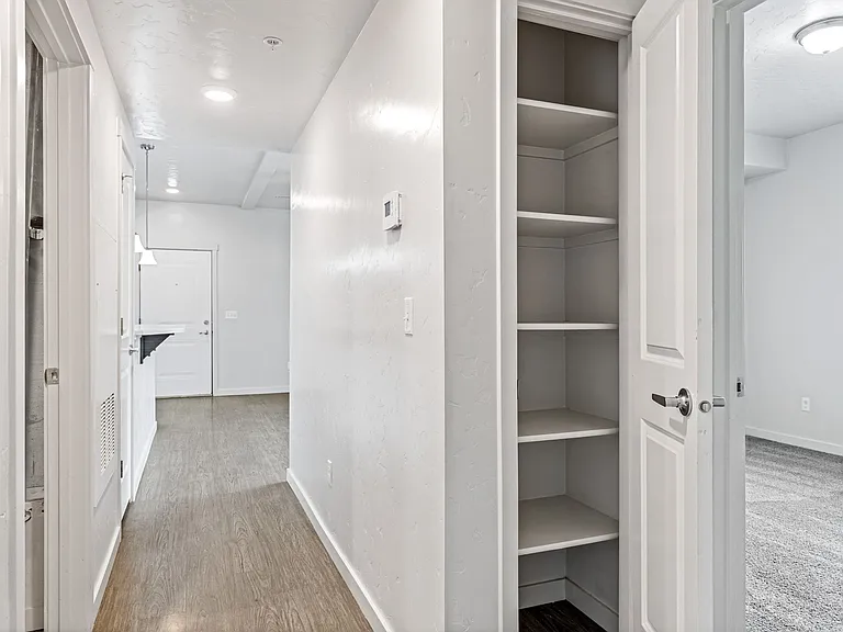 Quail Point Apartments — Photo 29