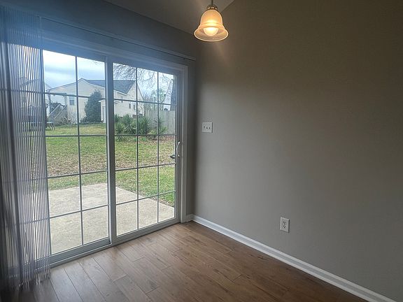 3rd image of 5152 Limewood St