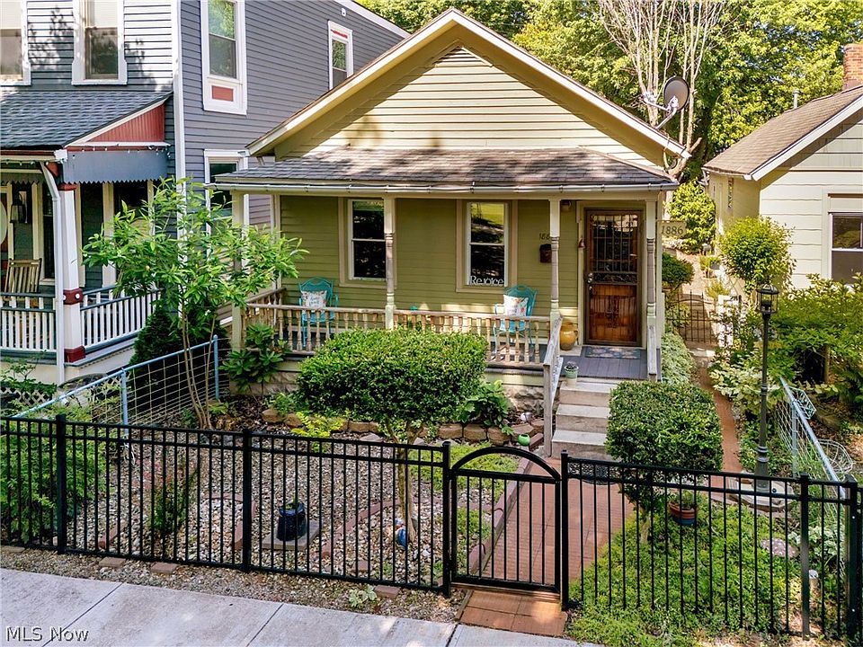 1st image of 1886 W 47th St