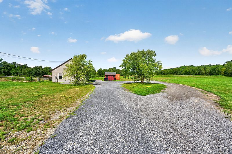 3rd image of 1595 State Route 196
