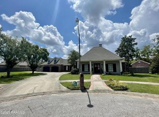 111 Kentville Cir, Lafayette, LA 70508