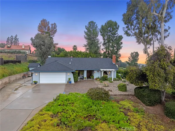 15621 Saddleback Rd, Riverside, CA 92506