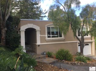 24 Marston Rd, Orinda, CA 94563