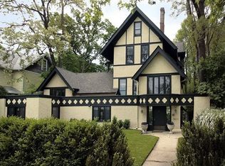 1308 Asbury Ave, Evanston, IL 60201