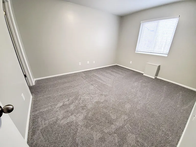 Sugarbush Apartments — Photo 86