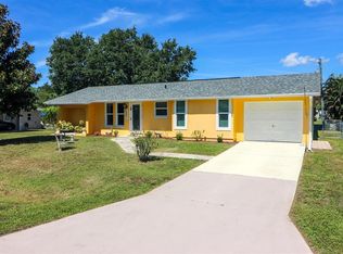 582 Ridgewood St NW, Pt Charlotte, FL 33952