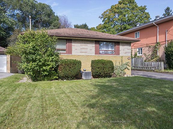 5th image of 80 Applefield Dr