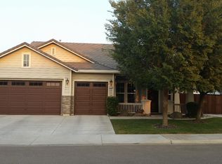 646 Black Mountain Ln, Newman, CA