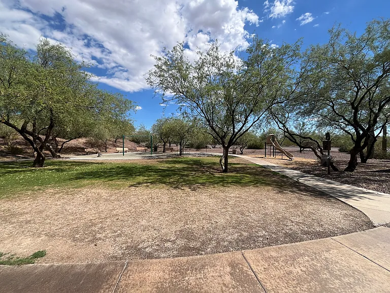 3852 W Ranier Ct — Photo 30