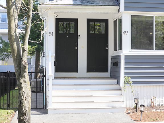 3rd image of 51 Falmouth St Unit 51