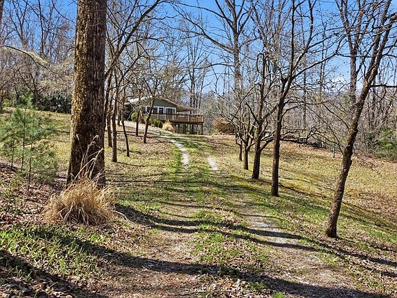 3rd image of 25 E Caesar Rd