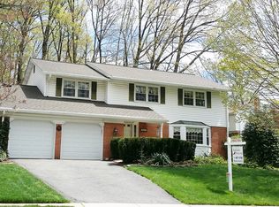 6015 Nassau Dr, Springfield, VA 22152