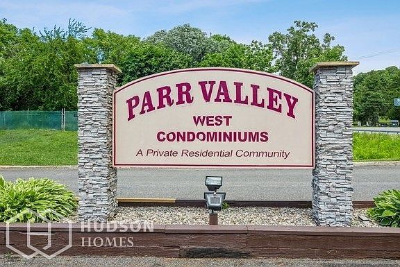 2nd image of 802 Parr Meadow Dr Unit 802