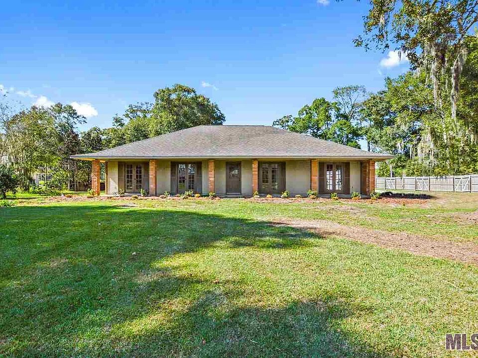 1st image of 25427 Plantation Ave
