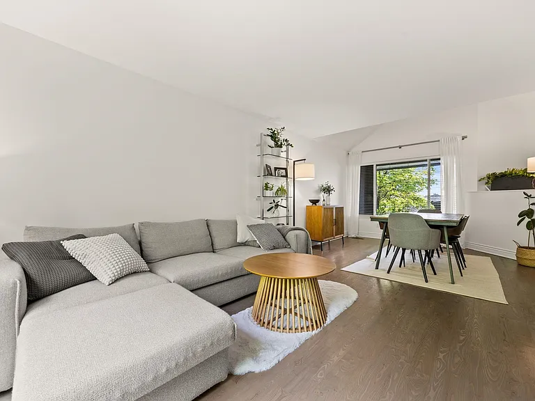 2990 Panorama Dr — Photo 10