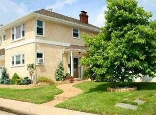 88 Boyd St, Long Beach, NY 11561