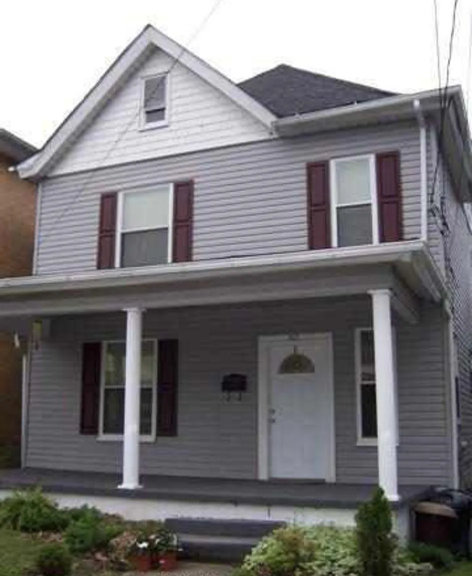 3 bed, 1543 sqft, $1,200 — Photo 1